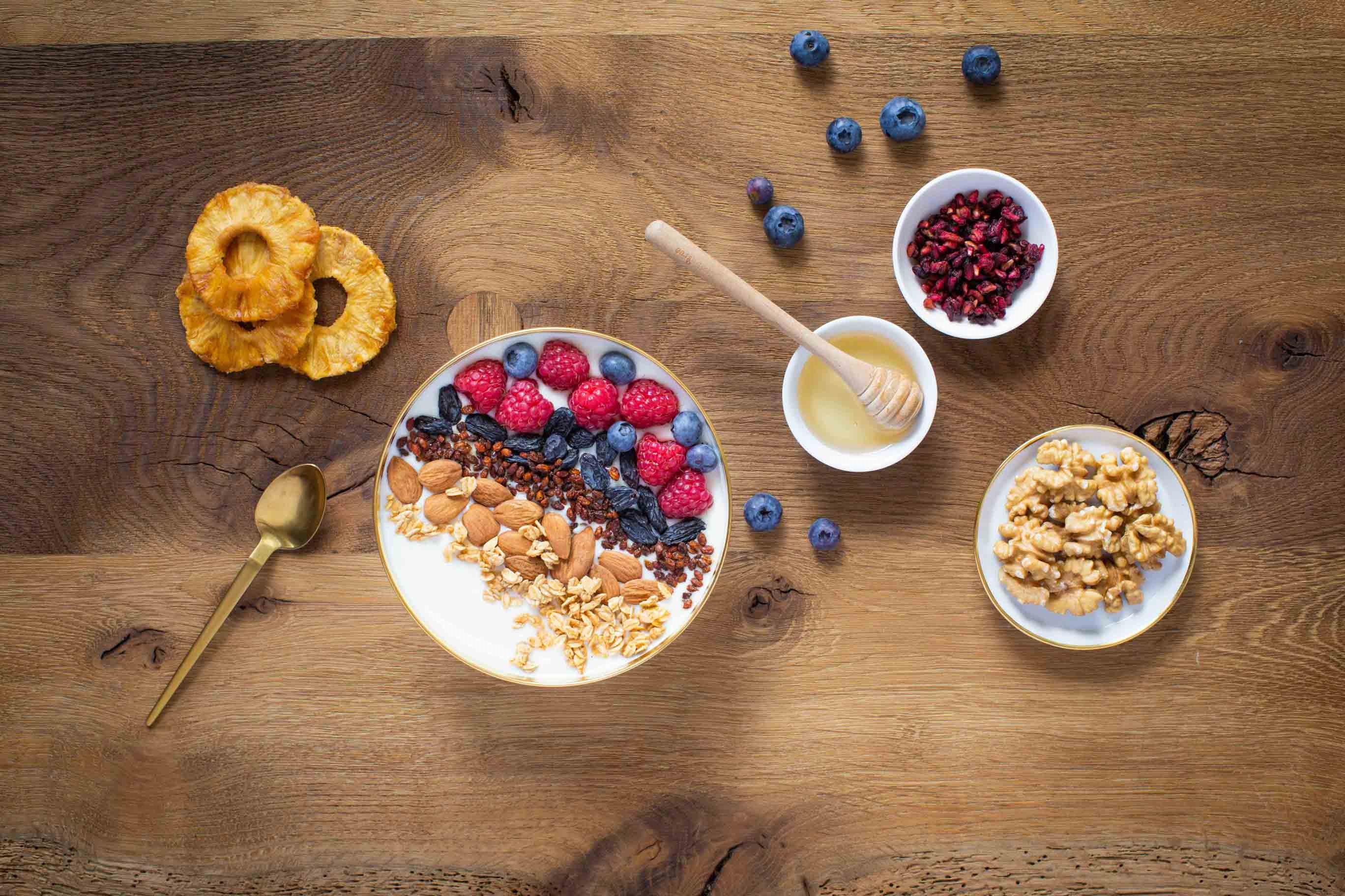 Vitamine in Nüssen und Trockenfrüchten