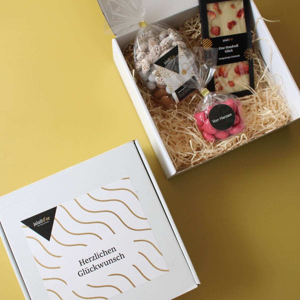 Herzlichen Glueckwunsch Geschenkbox geöffnet